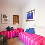 Classy Spacious Apartment Close To St.Mark Square