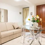 Venice -Spacious And Central Flat With Private Patio