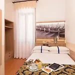 Unahotels Ala Venezia