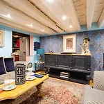 Luxury Apartment In Venice