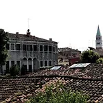 San Lorenzo Garden