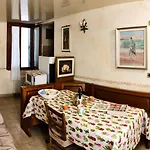 Ca\' Degli Artisti