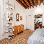 Casa Trecento