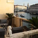 Grand Canal Luxury Apartment With Terrace R&R