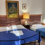 Princess Guest House Canal View
