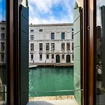 Leone Hotel
