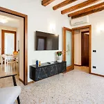 Elegante E Luminoso, Spazio Esterno Privato