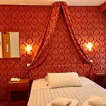 Hotel Canada