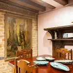 Luxury Apartment In Venice