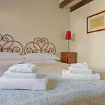 Rialto View Aparment
