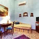 Palazzo Schiavoni Suite-Apartments