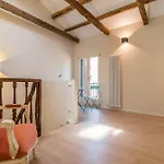 Doge\'S Mirror & Stair @Frari