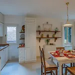 Lo Squero 2 Charming Apartment In Dorsoduro