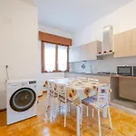Tatiana Flat-10 Minutes From Venice