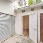 Tatiana Flat-10 Minutes From Venice