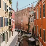 Nice Apartment In Venezia With Kitchen