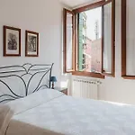 Nice Apartment In Venezia With Kitchen