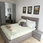 Venice Grey Apartment