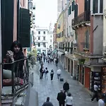 Rialto Prestige Apartment