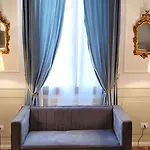 Venice Twist Suite