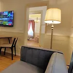 Venice Twist Suite