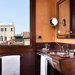 Ca\' Pisani Hotel