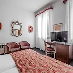 Hotiday Room Collection - Venezia Santa Lucia