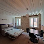 Cozy Apartment Near Biennale