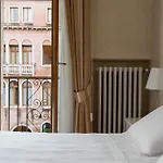 Hotel Montecarlo