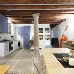 Venetians Loft Moschette