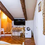 Palazzo Titti Rialto Suites