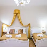 Palazzo Titti Rialto Suites