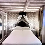 Hotel Antiche Figure