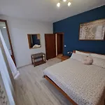Real Venice Apartment