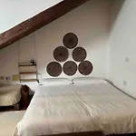 Indipendent House In Venice