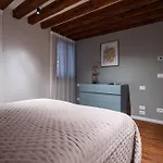 Ca\' Vida Mezza