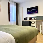 Marsela Suites-Independent Apartment