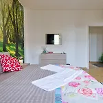R & R Apartment