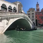 Rialto Apartment