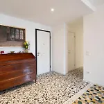 Stupendo Luxury Apartment Canal & Garden View
