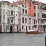 La Casetta A Palazzo Grassi
