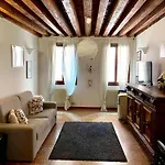 Ve-Nice Suite Giuffa C4834