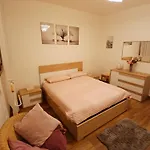 Grimaldi Apartments Cannaregio