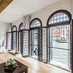 Love Canal Grande