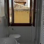 Calle De La Vida A San Giobbe