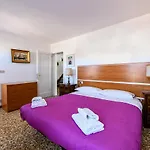 Rialto Apartment