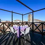Rialto Apartment