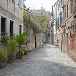 Bella Vita Charming House