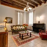 Hotel San Samuele