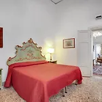 Testa